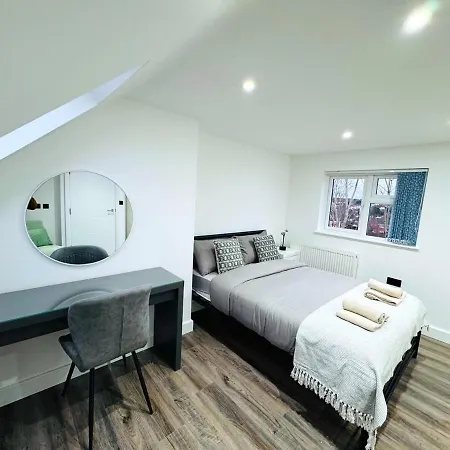 Stylish In Apartment Birmingham